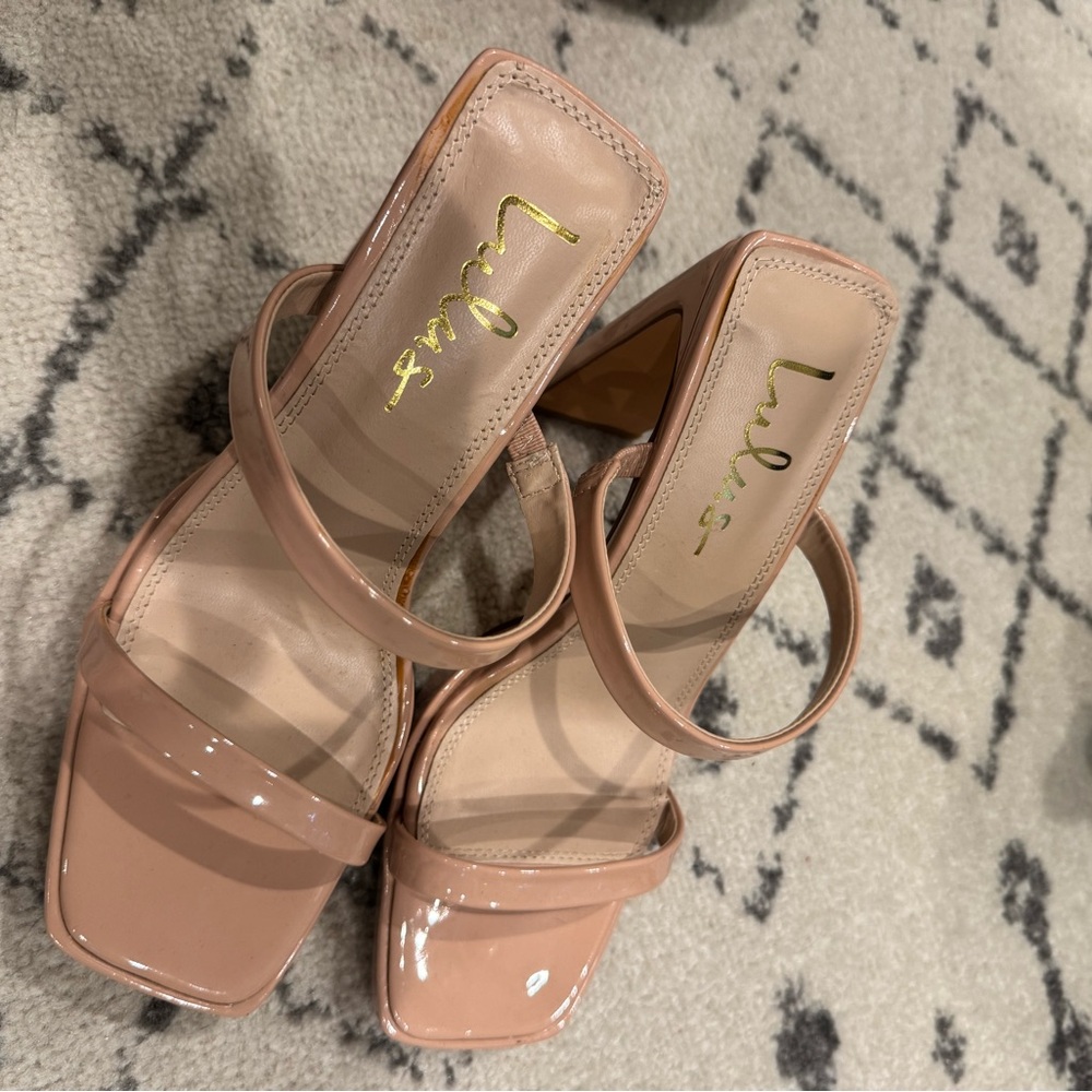 Lulu's Tan Block Heel Sandals